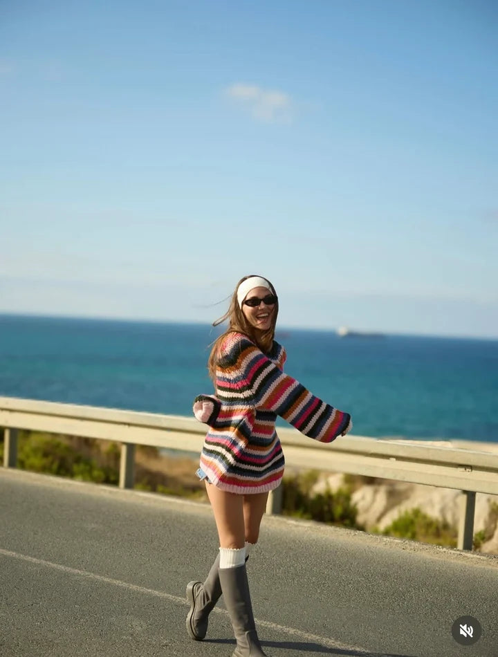 loose-fitting knitwear
