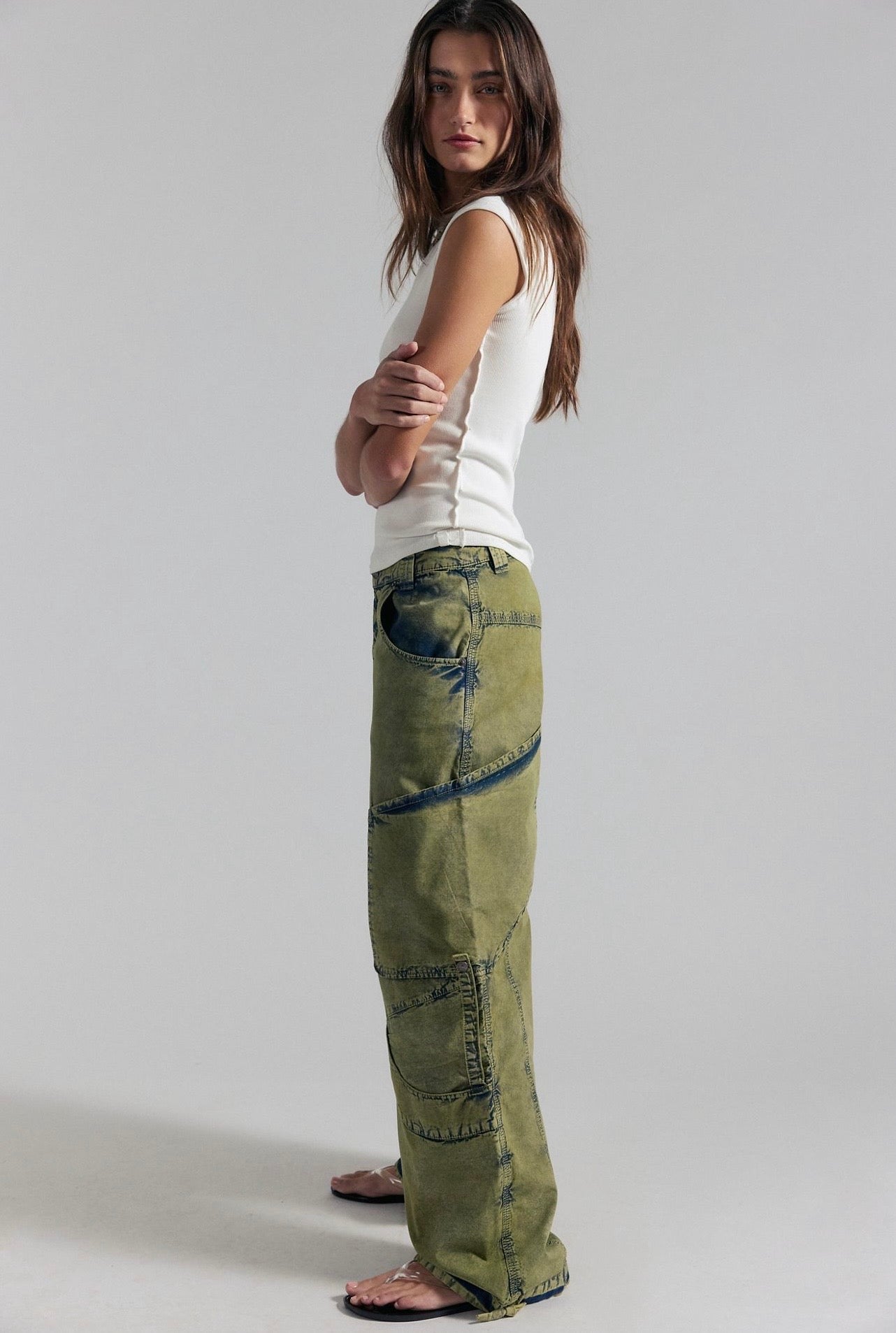 Juniper Slouchy Cargo Pantos Green