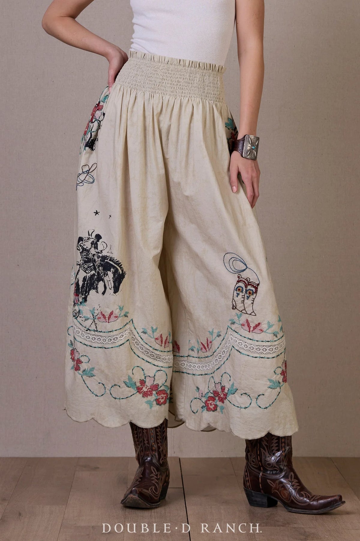 Double D Ranch Women's - Roadside Relics Set