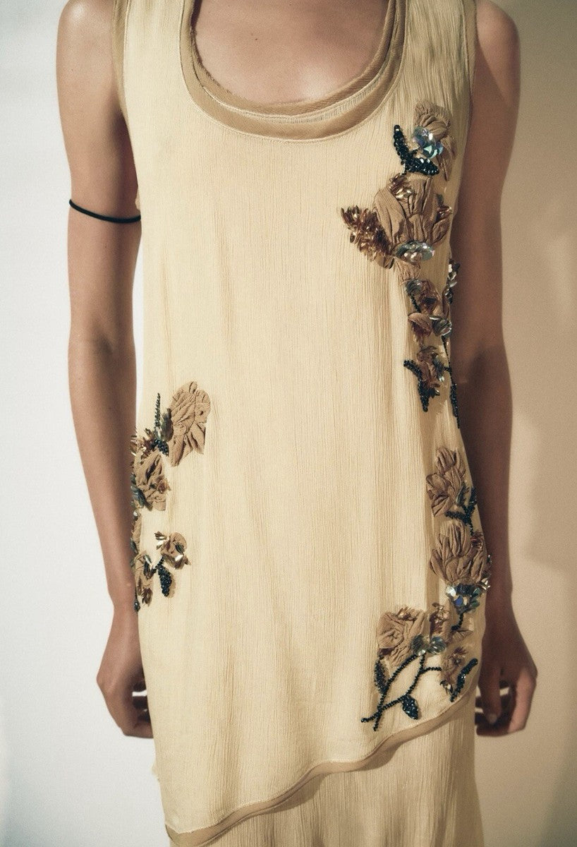 EMBROIDERED FLOWER TOP DRESS
