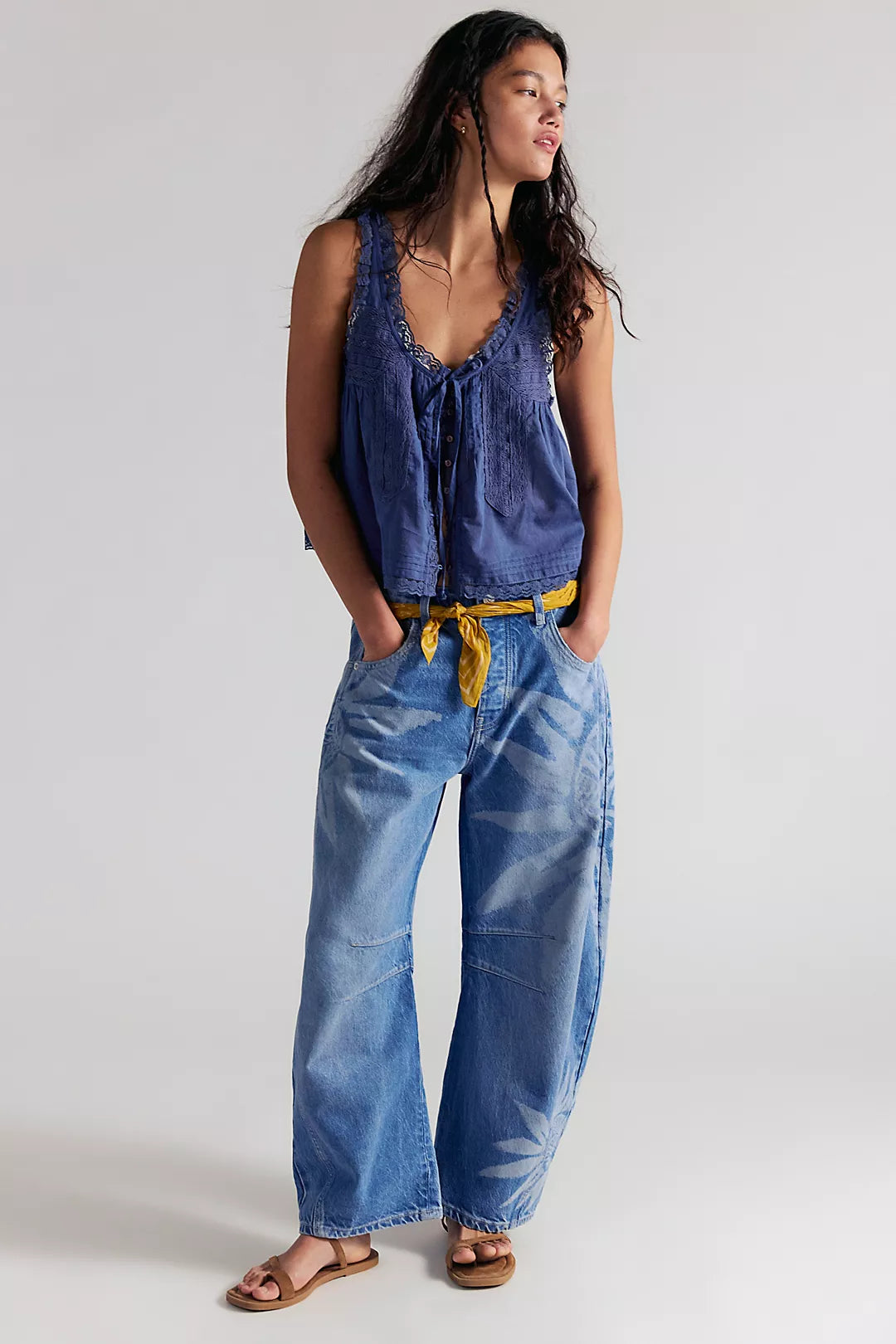 Good Luck Printed Barrel Jeans Sunny
