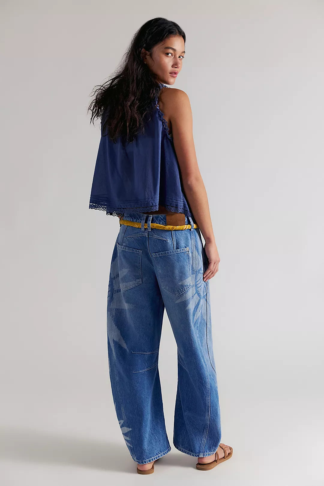 Good Luck Printed Barrel Jeans Sunny