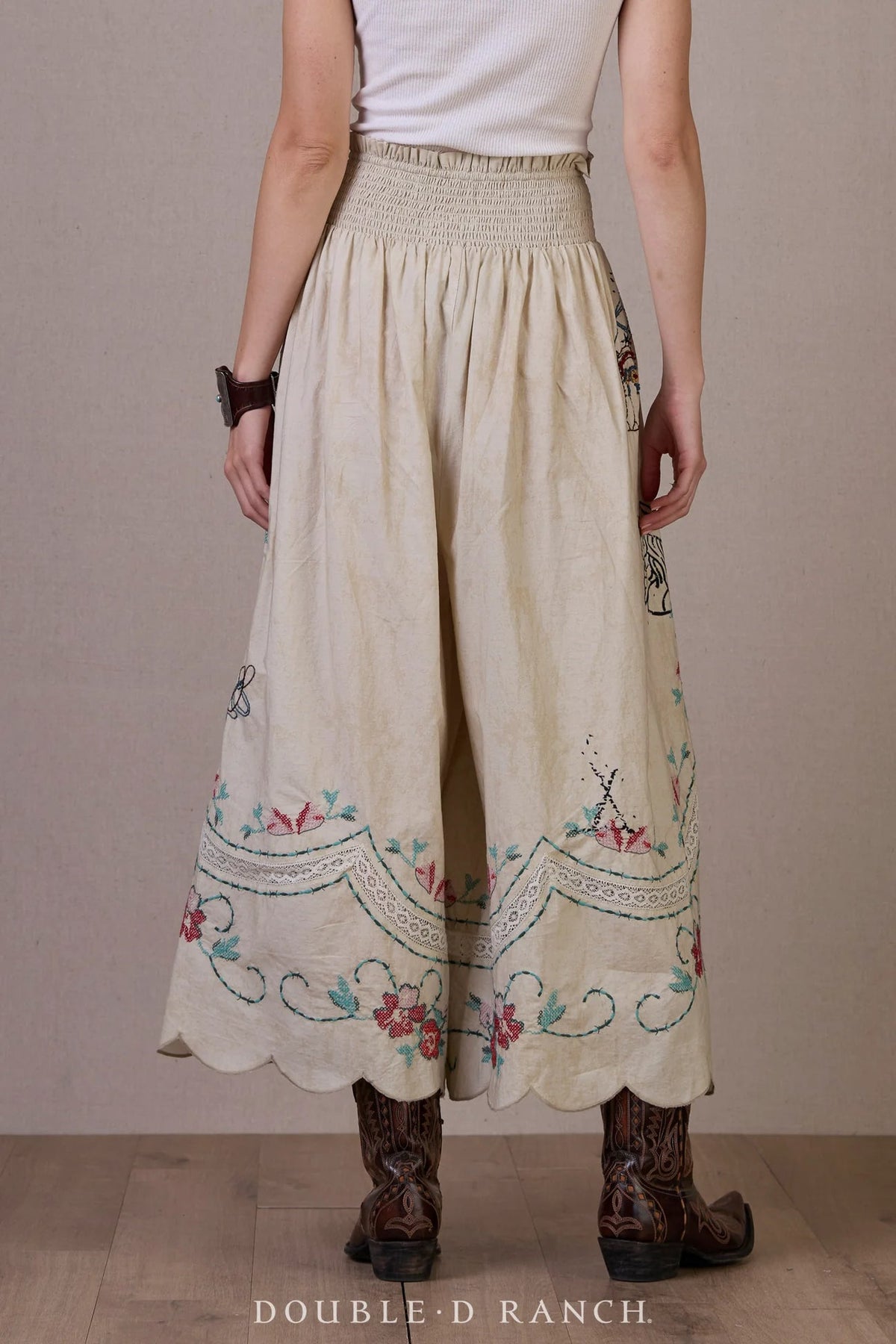Double D Ranch Women's - Roadside Relics Set