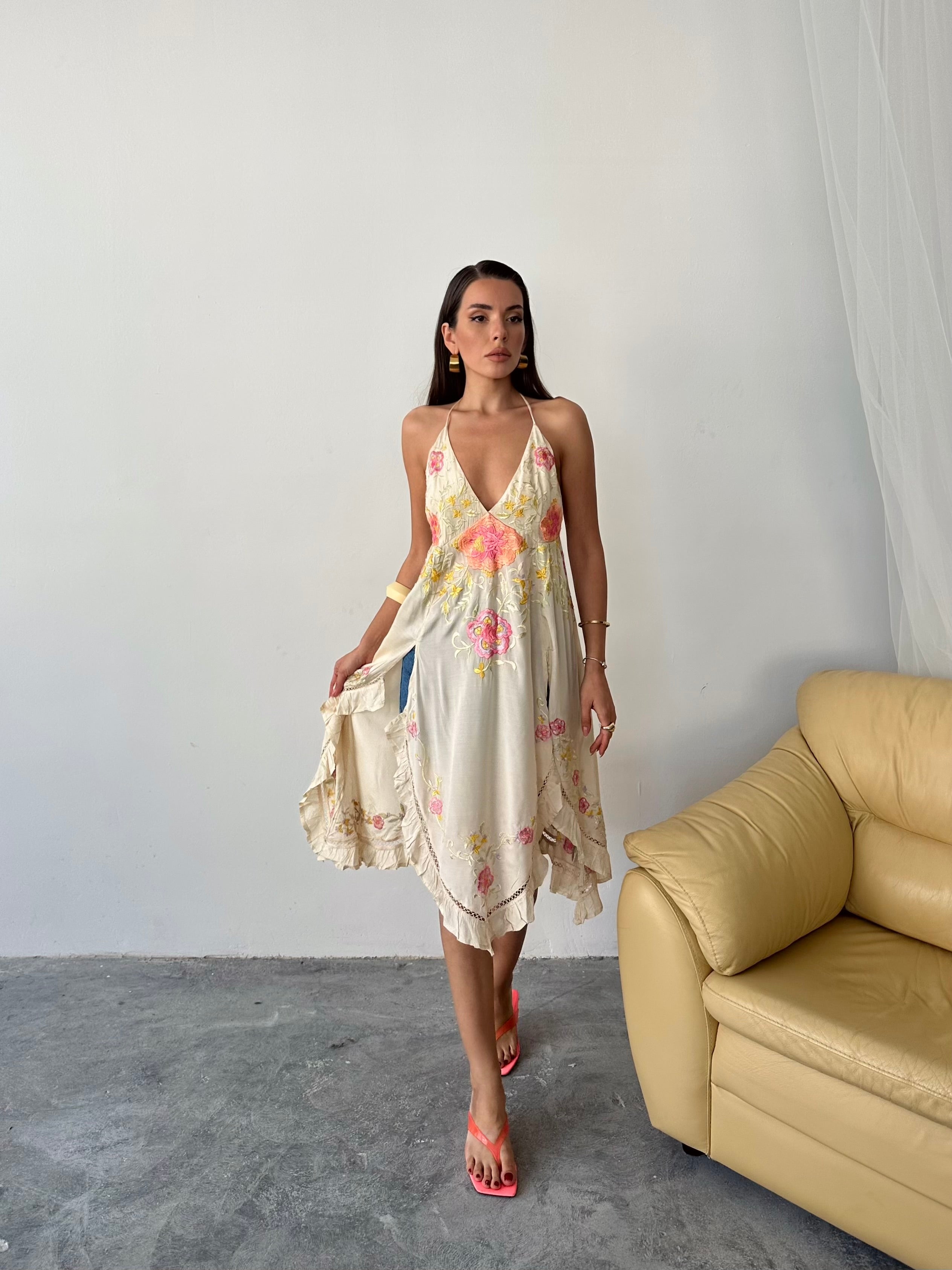 Amelia Nakış İşlemeli Elbise Bluz