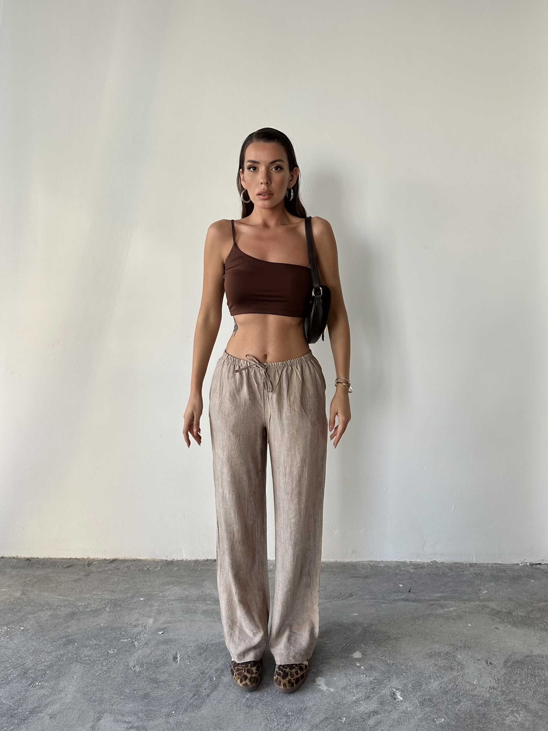 Yvette Massimo Dutti Rahat Kesim Pantolon Koyu Bej