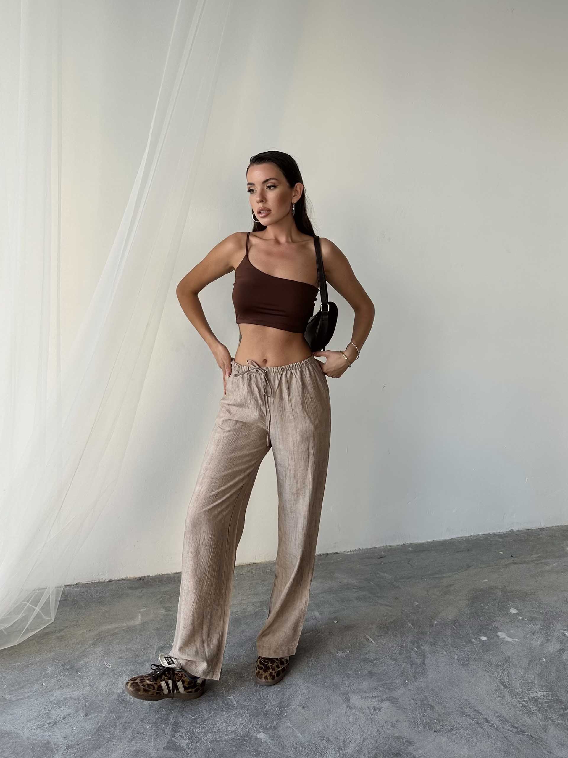 Yvette Massimo Dutti Rahat Kesim Pantolon Koyu Bej