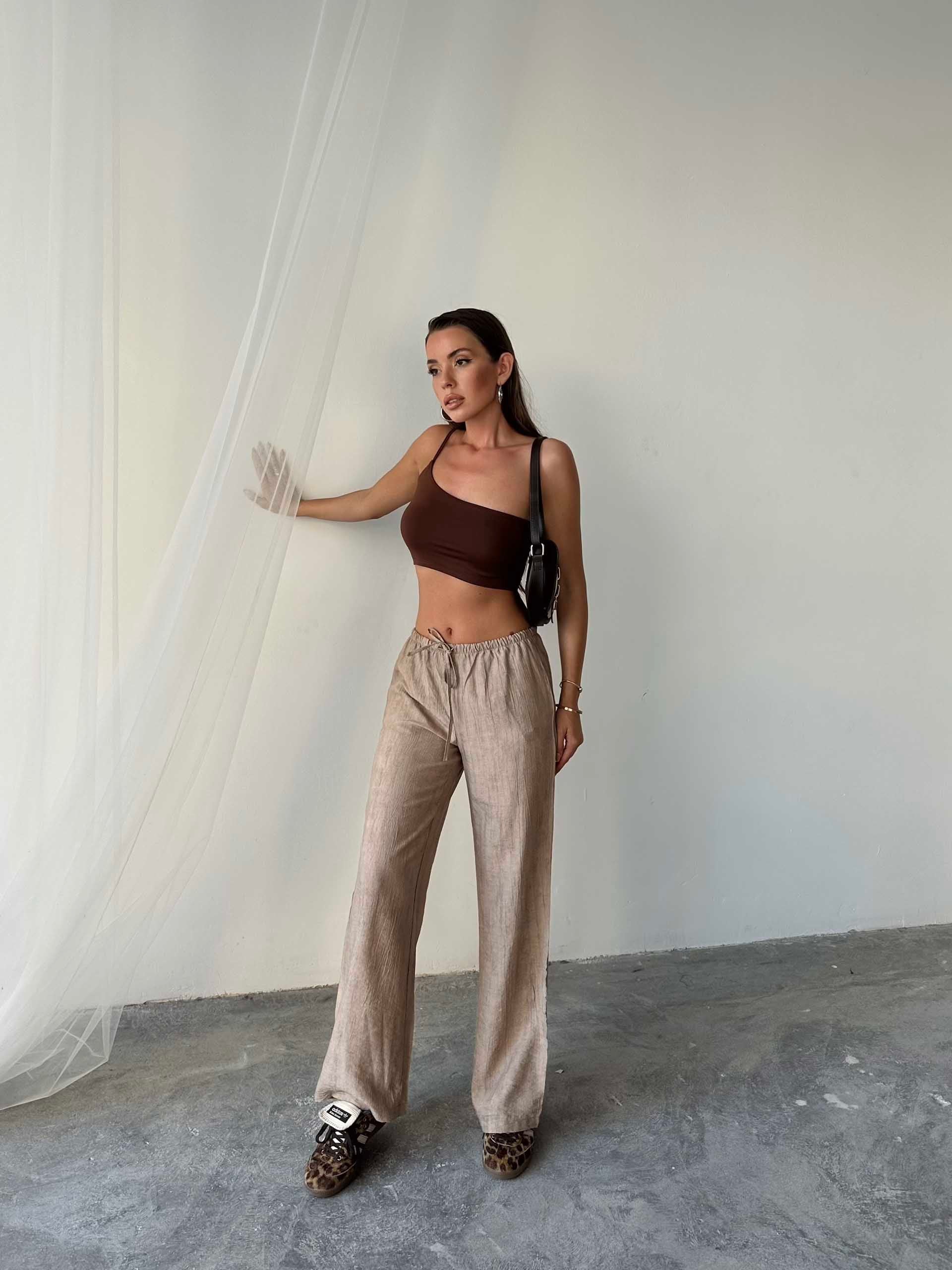 Yvette Massimo Dutti Rahat Kesim Pantolon Koyu Bej