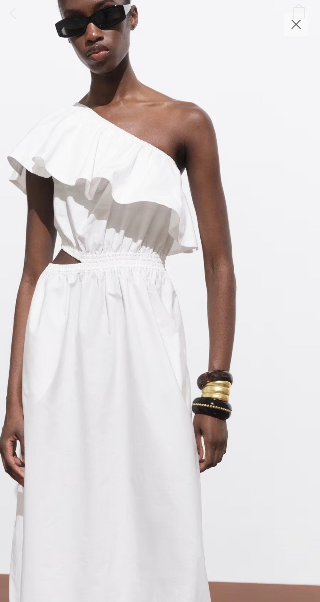 Cut Out Details Dress