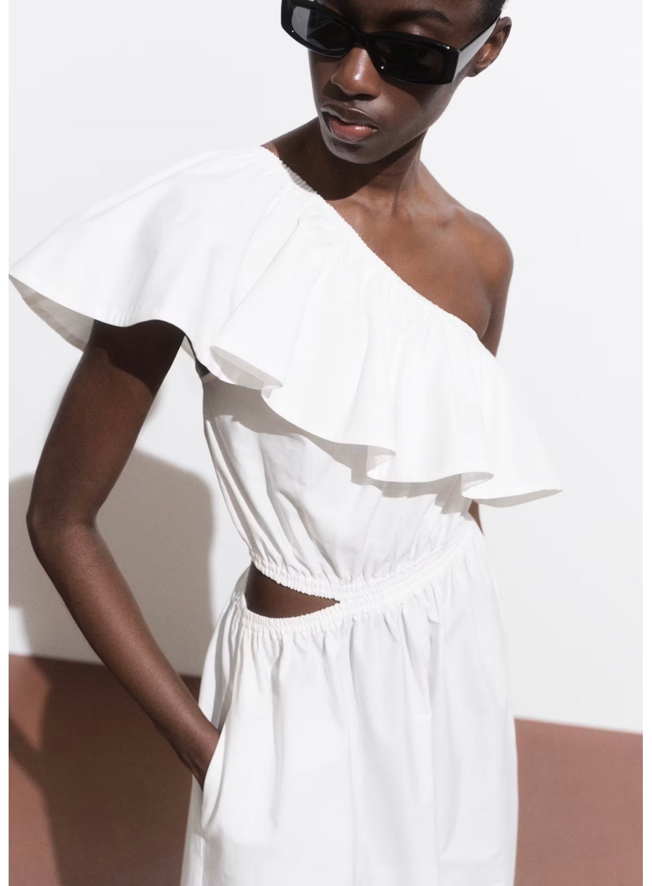 Cut Out Details Dress