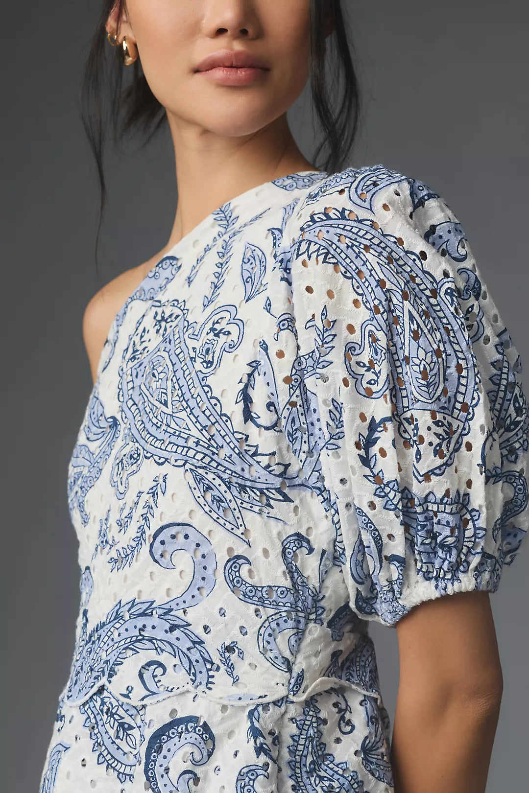 Shoulder Eyeled Midi Dress