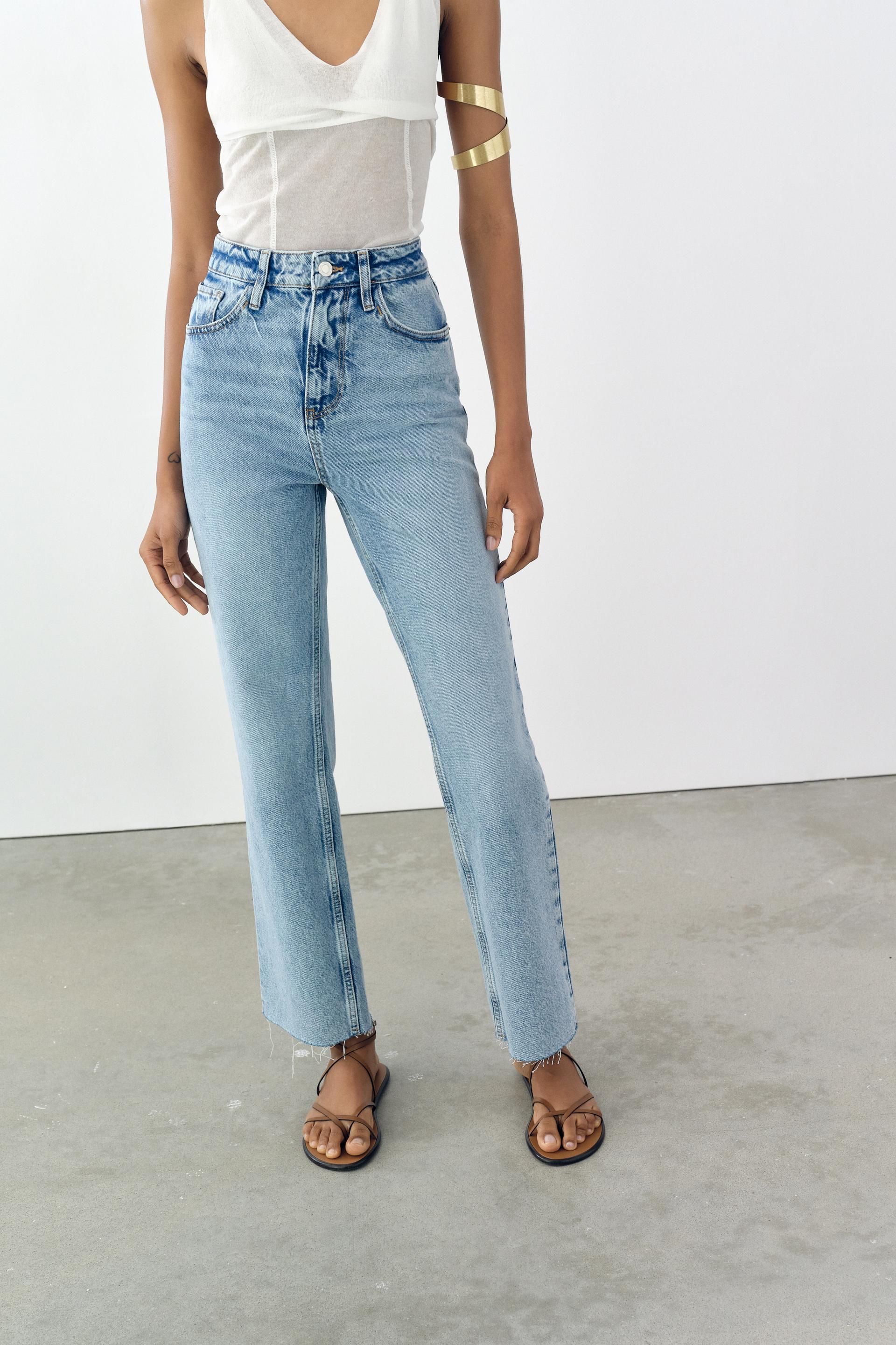 Zara Model Straight Jean