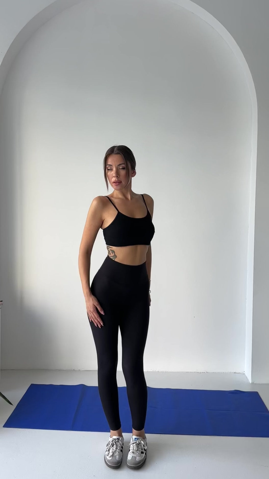 Lovise Oysho Sporcu Tayt Siyah